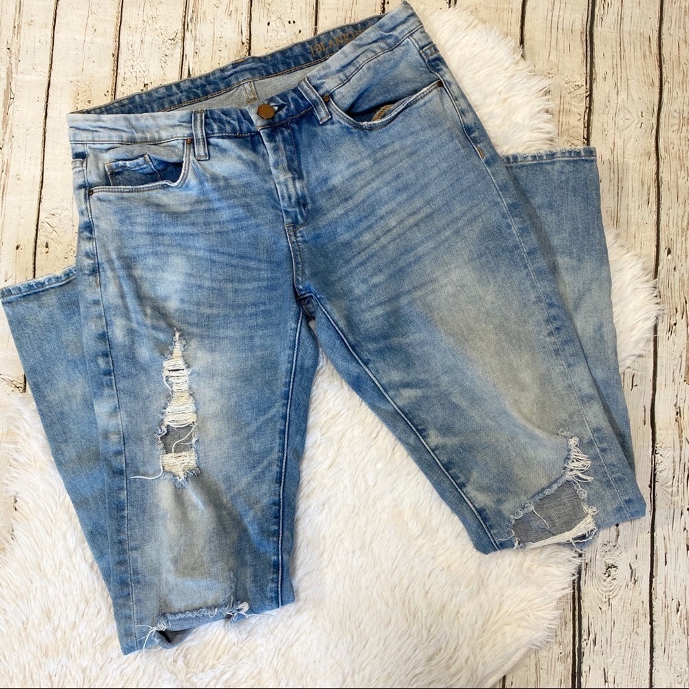 BLANK NYC destroyed ripped torn jeans size 29